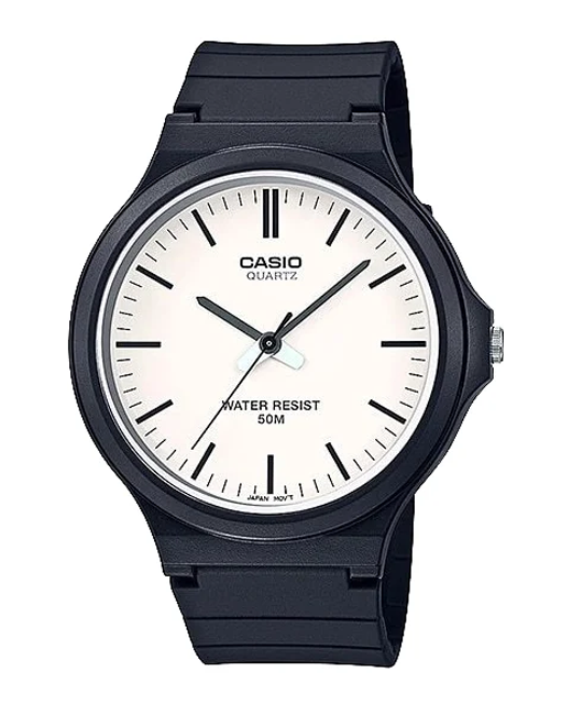 Casio Наручные часы MW-240-7EVEF черные