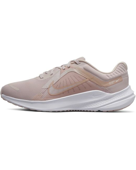 Nike Кроссовки Quest 5