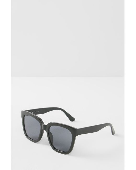 A + More Солнцезащитные очки черные
