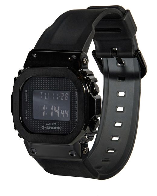 Casio Наручные часы GM-5600B-1D