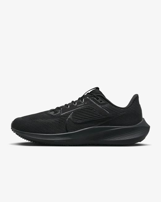 Nike Спортивные кроссовки черные