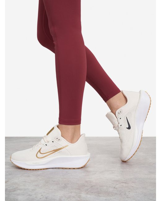 Nike Кроссовки Quest 6