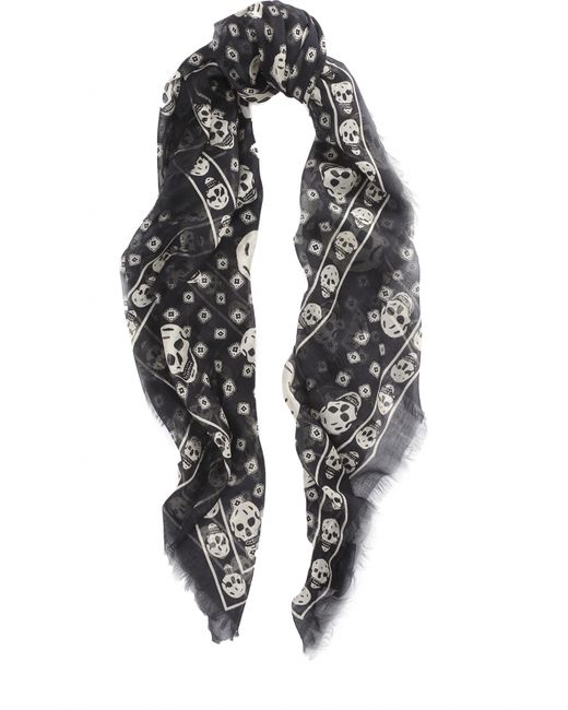 Alexander McQueen Шелковый шарф с принтом в виде черепов