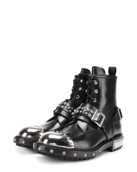Alexander McQueen Высокие кожаные ботинки на шнуровке с металлической отделкой мыса