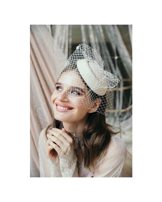 Diana Pavlovskaya Вуалетка Шляпка таблетка с вуалью вуалетка белая шляпка свадебная вуальюсвадебная