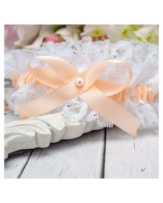Свадебная мечта Свадебная подвязка невесты Персиковый стиль из белого кружева с атласной тесьмой светлого розового оттенка и перламутровой бусиной