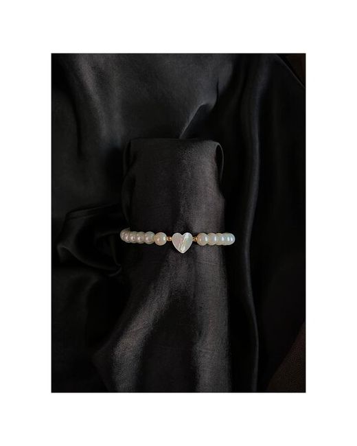 ANTARES|studio браслет в минималистичном стиле из натурального камня Pearl heart коллекция 2022-2023 Pinterest жемчуг