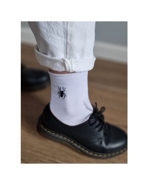 Фузеева носки с черной вышивкой 36-41 размер.
