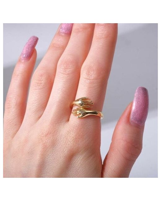 Mva Кольцо женское Queen Fair Объятие руки из металла золотой безразмерное 1 шт.
