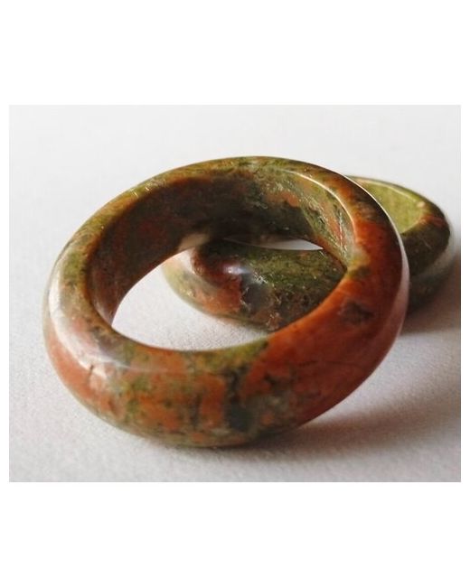 Китай Кольцо из цельного камня Унакит 17 мм символ удачи достатка и благополучия