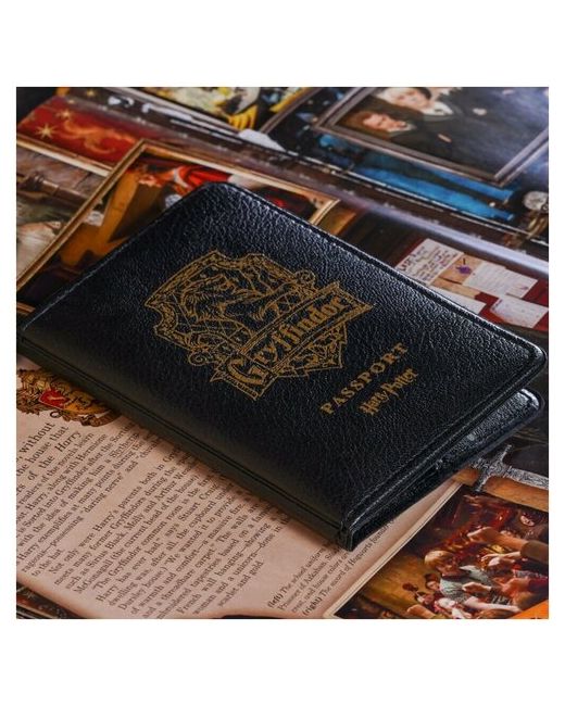 Sihir Dukkani Обложка для паспорта Harry Potter Gryffindor Shield