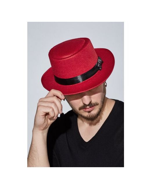 Nothing But Love Шляпа демисезон/лето размер 55/57 красный черный