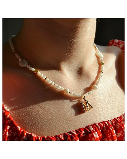 Soti Чокер на шею с перламутром жемчугом и подвеской буквой M ожерелье из натуральных камней имени позолота
