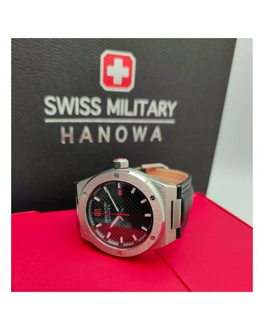 Swiss Military Hanowa Наручные часы серебряный черный