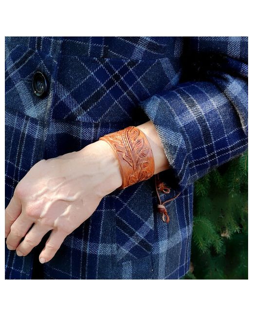Хельга Шванцхен LeatherCA Браслет кожаный ручной работы Дубовые листья