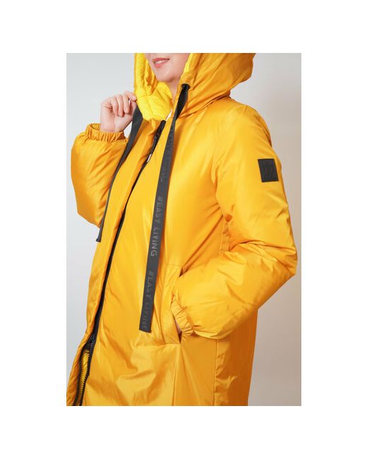 Montereggi Куртка средней длины силуэт прямой стеганый размер 40