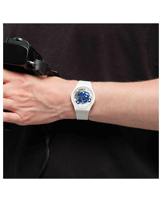 Swatch Наручные часы Часы наручные TIME TO BLUE SMALL SO31W103
