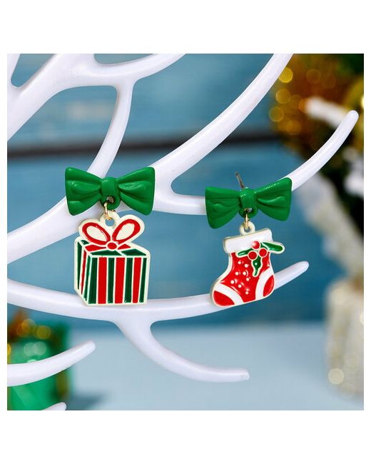 Сувирин Серьги с подвесками Новый Год и Рождество размер/диаметр 35 мм. зеленый белый