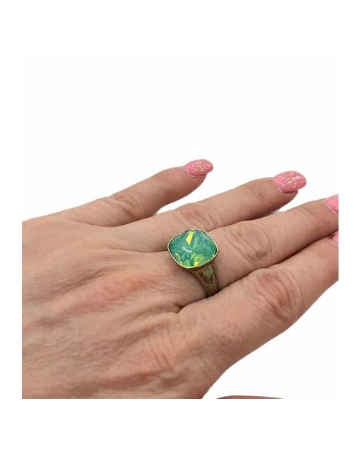 Корея Кольцо помолвочное размер 18 золотой зеленый