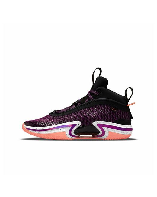 Nike Кроссовки размер 42.5 EU розовый черный