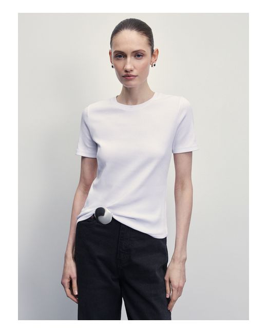 Zarina Базовая футболка из эластичного хлопка